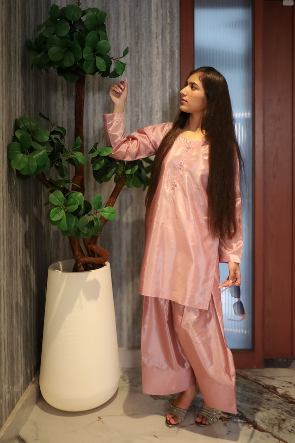 01 - F FARSHI SHALWAR QAMEEZ